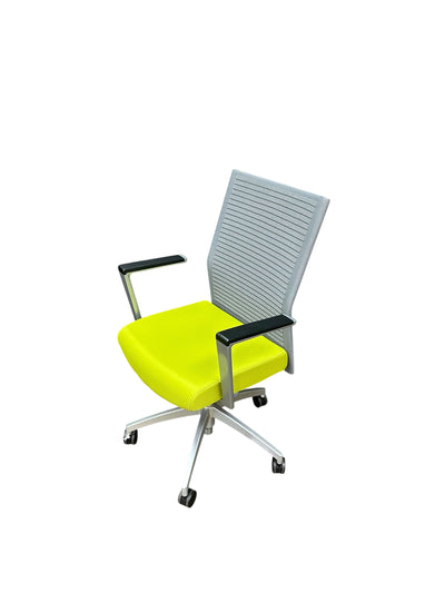 Pre-Owned Sit on It Sona Task Chair - Pop Apple
