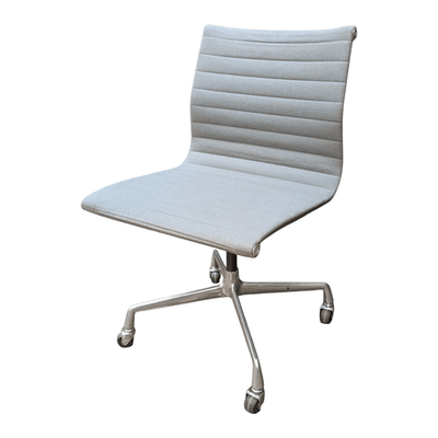 Herman Miller Charles and Ray Aluminum Group Armless Task Chair in Dove Grey with Chrome Base