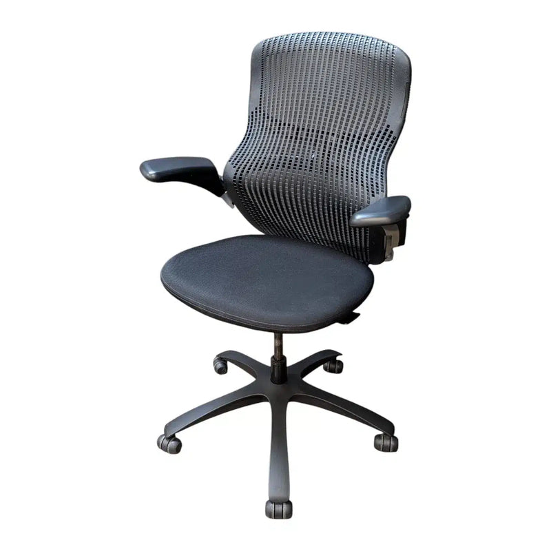 Knoll Generation Task Chair - Black mesh and black fabric