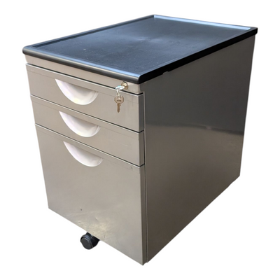 Silver Mobile BBF Ped with Black Plastic Top & Keys