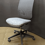 Used Herman Miller Verus Task Ch – Grey Fabric Seatgrey Mesh Back