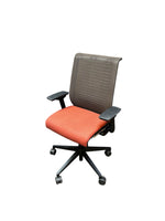 Pre-Owned Steelcase Think Chai