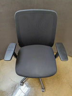 Used Black Cloth/mesh Back Task Chair