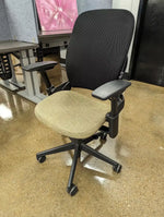 Pre-Owned Steelcase Leap V2 Olive Seat Black Mesh Back
