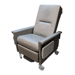 Grey Leaf Champion Extra Wide Infusion Transport Manual Recliner with 5in Casters & Heat