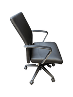 Used keilhauer black polyuerthane task chair