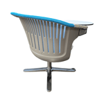 Pre-Owned Steelcase i2i Swivel Lounge Chair | Blue & White Fabric with Chrome Base | Vibrant Professional Seating