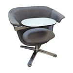 Pre-Owned Steelcase i2i Swivel Lounge Chair | Grey Fabric with Chrome Base | Professional Seating