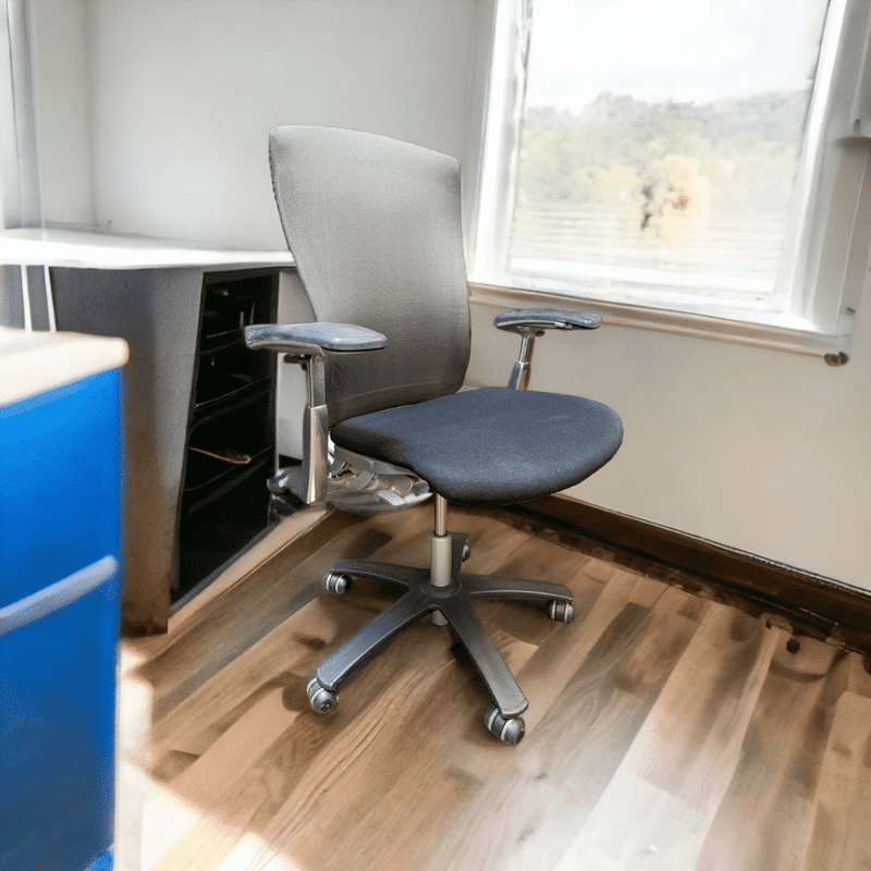 used Knoll Life Chair