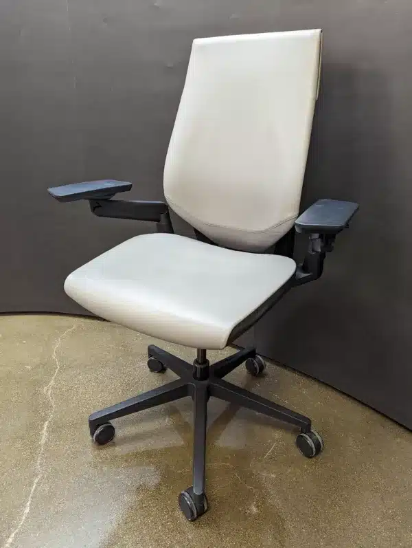 used Steelcase Gesture Chair 442a40grey Leather